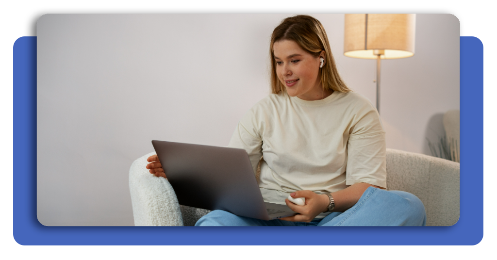 Trabalhar com digitação em home office permite flexibilidade de horários e, além disso, renda mensal a partir de R$ 1.200,00 para iniciantes.