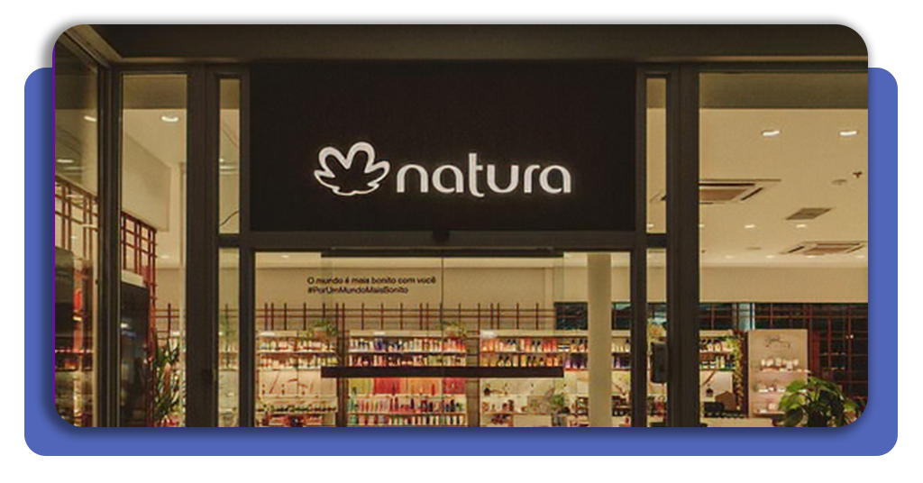 A principal fábrica da Natura em Cajamar, no interior de São Paulo, é uma das unidades com maior volume de vagas operacionais ao longo do ano na produção.